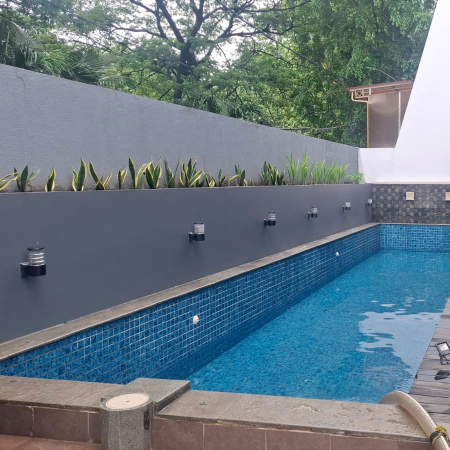 KOLAM RENANG PRIBADI